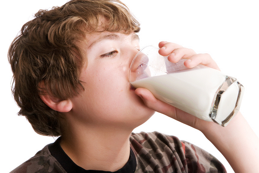 Manfaat Minum Susu Sebelum Tidur