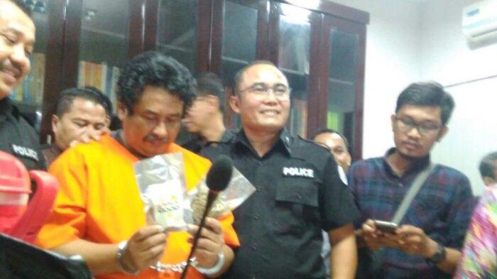 Eddy Haryono Kumpulkan Jamur Memabukkan Magic Mushroom dari Kotoran Sapi