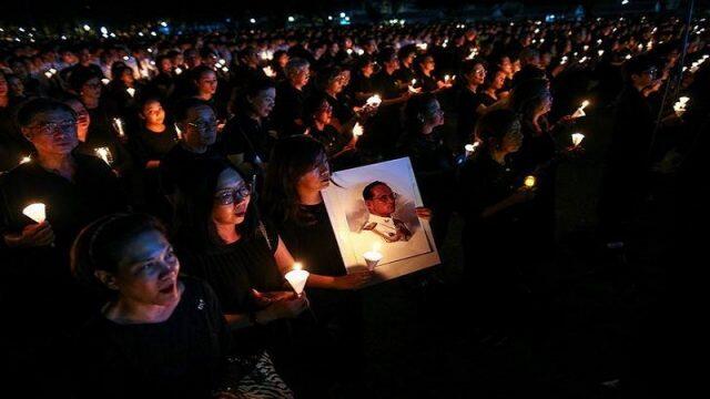 Megawati Wakili Indonesia Hadiri Kremasi Raja Bhumibol