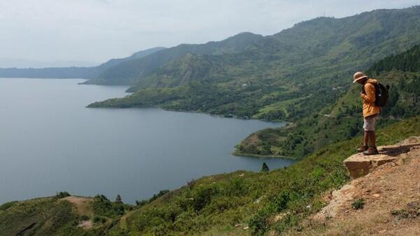 Makin Mudah Turis Liburan ke Danau Toba