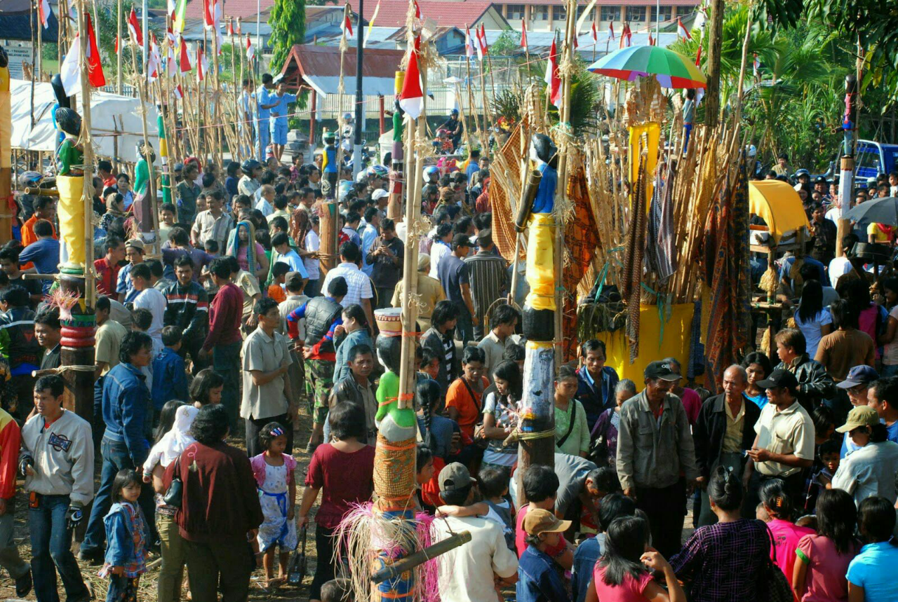  Upacara Adat Dayak  Suku Indonesia KASKUS