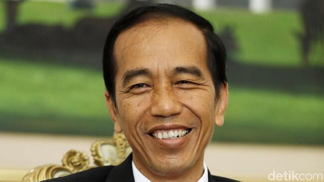 Bukan BLT Tapi Padat Karya Cash, Solusi Jokowi Katrol Daya Beli