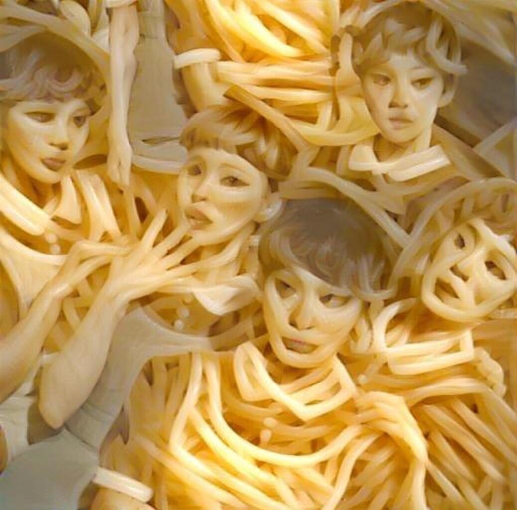 Unik! Spaghetti Disulap Jadi Poster Girlband Korea