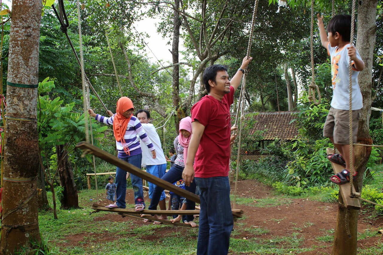 14 Pesona Wisata Sumedang