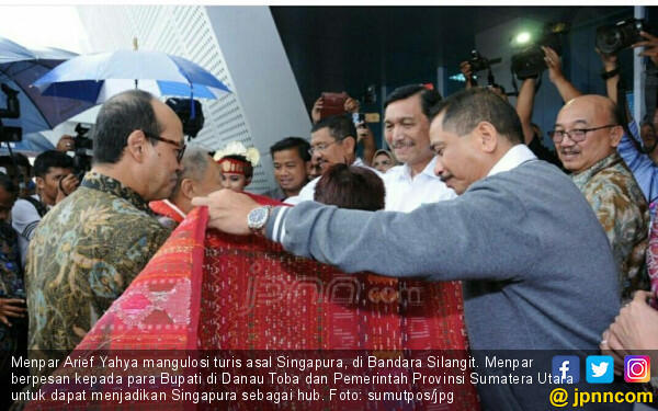 Usai Singapura, Menpar Bidik Penerbangan Malaysia-Silangit