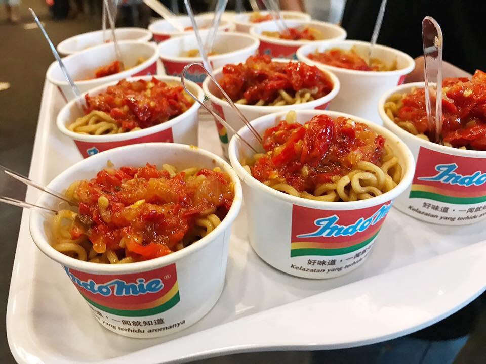 Yuk intip sajian lezat kafe Indomie pertama yang dibuka di Malaysia ( duh laperr! )