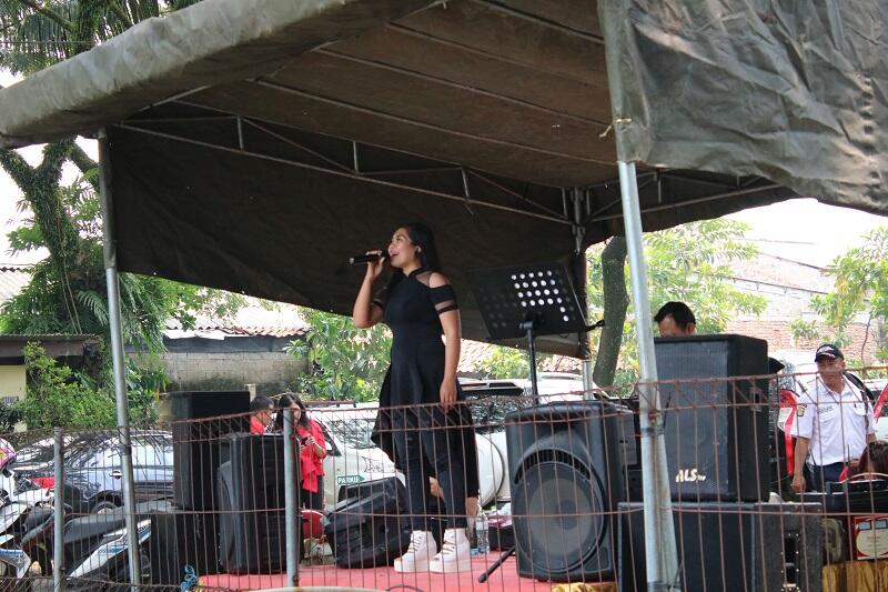 Yuk Liat Keseruan Ratusan Orang Ikut Lomba Mancing, Gan!