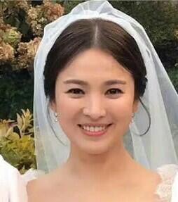 Jelitanya Pengantin Song Hye Kyo di Pernikahan Mahal nan Menawan, Tak Bosan Disimak