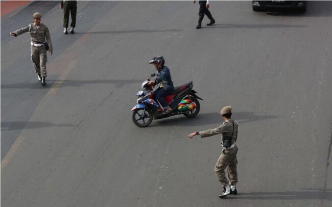 Anies akan Hapus Larangan Motor di Ibu Kota