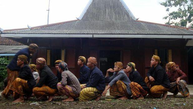 Jelang Vonis MK soal Kolom Agama di KTP, Yuk Mengenal Bonokeling