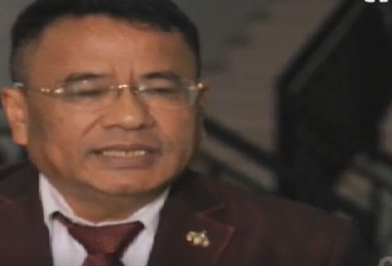 Daripada Gugat Pemda, Hotman Paris Sarankan Alexis 'Tiarap' kepada Pemda