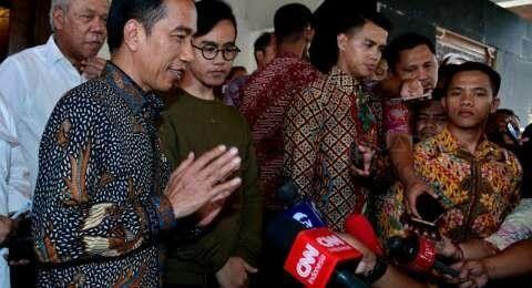 Dikritik Fahri Nikahan Kahiyang Mewah, Jokowi Cuma Jawab Begini