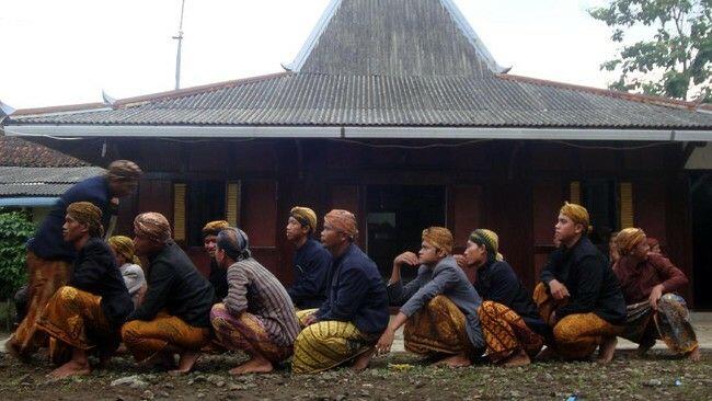 Bisa Masuk Kolom Agama di KTP, Ini Foto-foto Ritual Adat Bonokeling