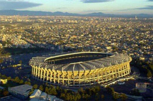 10 Stadion Sepakbola Terbesar Di Dunia, Indonesia juga punya gan