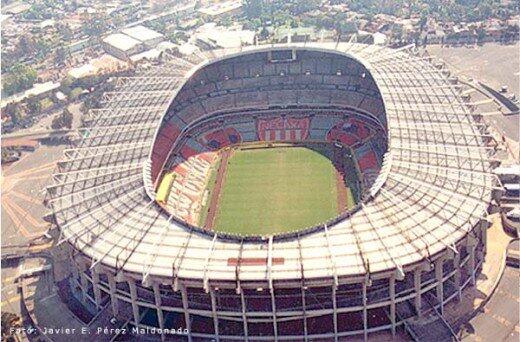 10 Stadion Sepakbola Terbesar Di Dunia, Indonesia juga punya gan