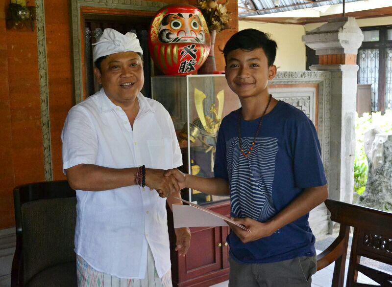 
7 Bukti Bakat Hebat Bisa Lahir dari Tempat &amp; Fasilitas Seadanya