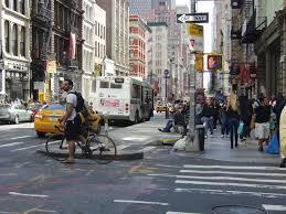Sandiaga Ingin Desain Trotoar Kekinian seperti di New York