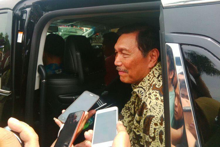 Luhut: Saya Ingin Lihat kalau Fahri Hamzah Nikahin Putrinya Gimana