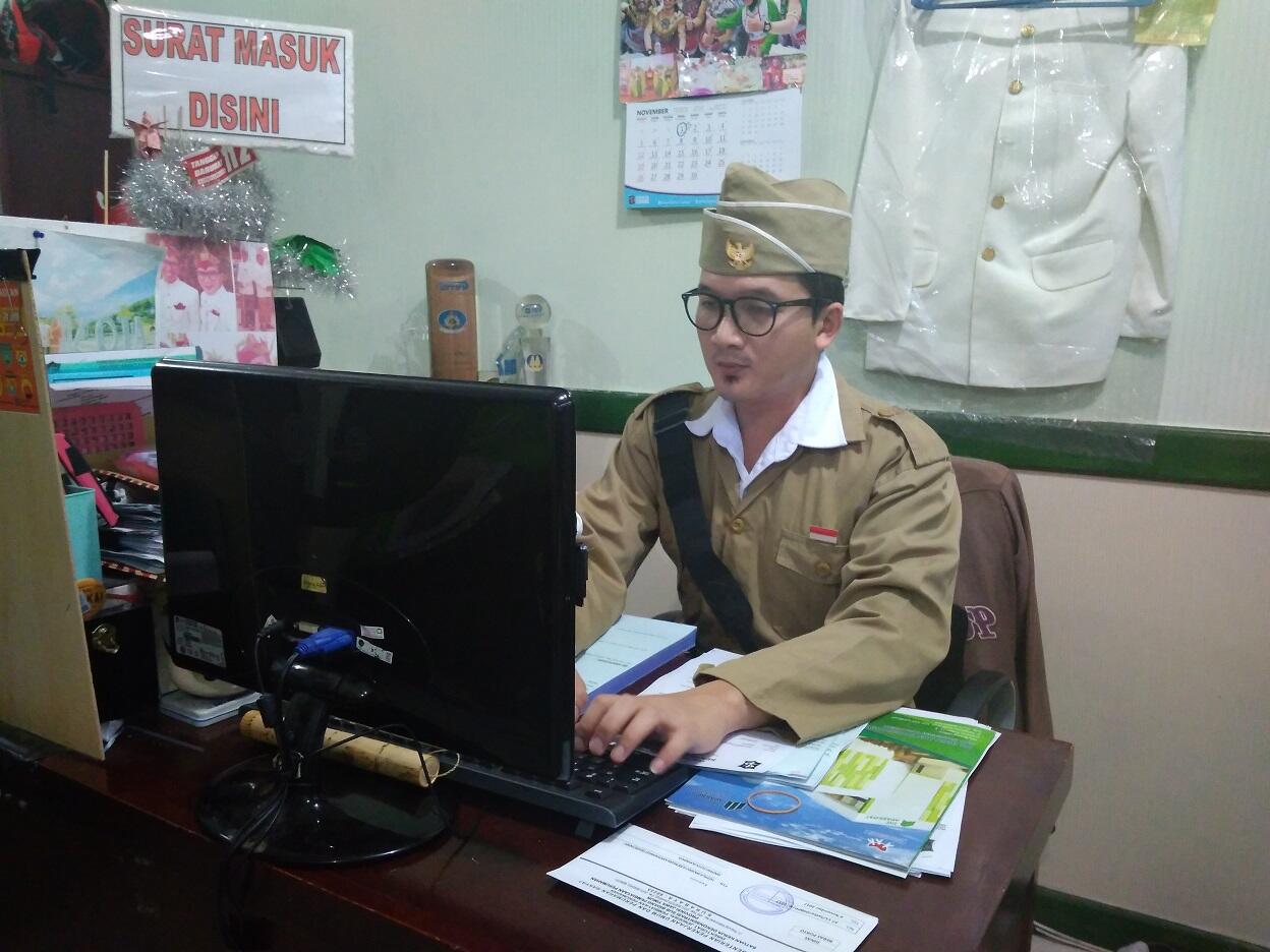 Blangkon hingga Beskap, Cara Pegawai Pemkot Surabaya Peringati Hari Pahlawan