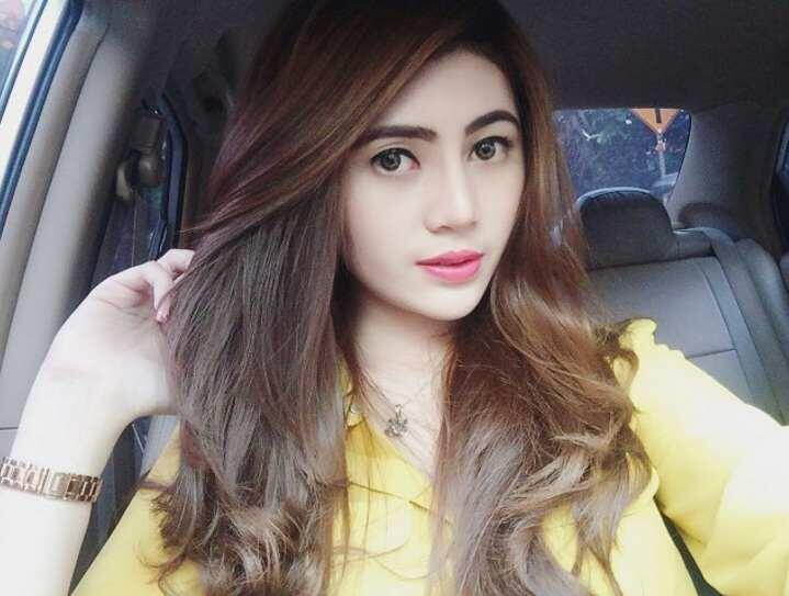 &#91;HOT&#93; Tampil Sebagai Model Sexy di Katalog Alexis, Widuri Agesti Rugi Hal-Hal Ini!!