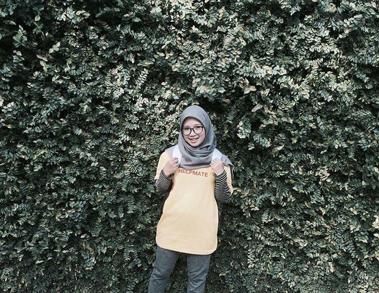 Kenalan dengan Revin Chairani, Skateboarder Berhijab yang Imut