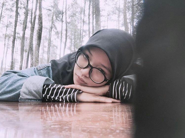 Kenalan dengan Revin Chairani, Skateboarder Berhijab yang Imut