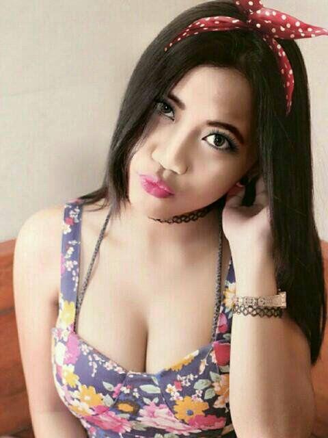 Spanduk Kontrak Politik Bertanda Tangan Anies-Sandi Dipajang Buruh, Isinya...