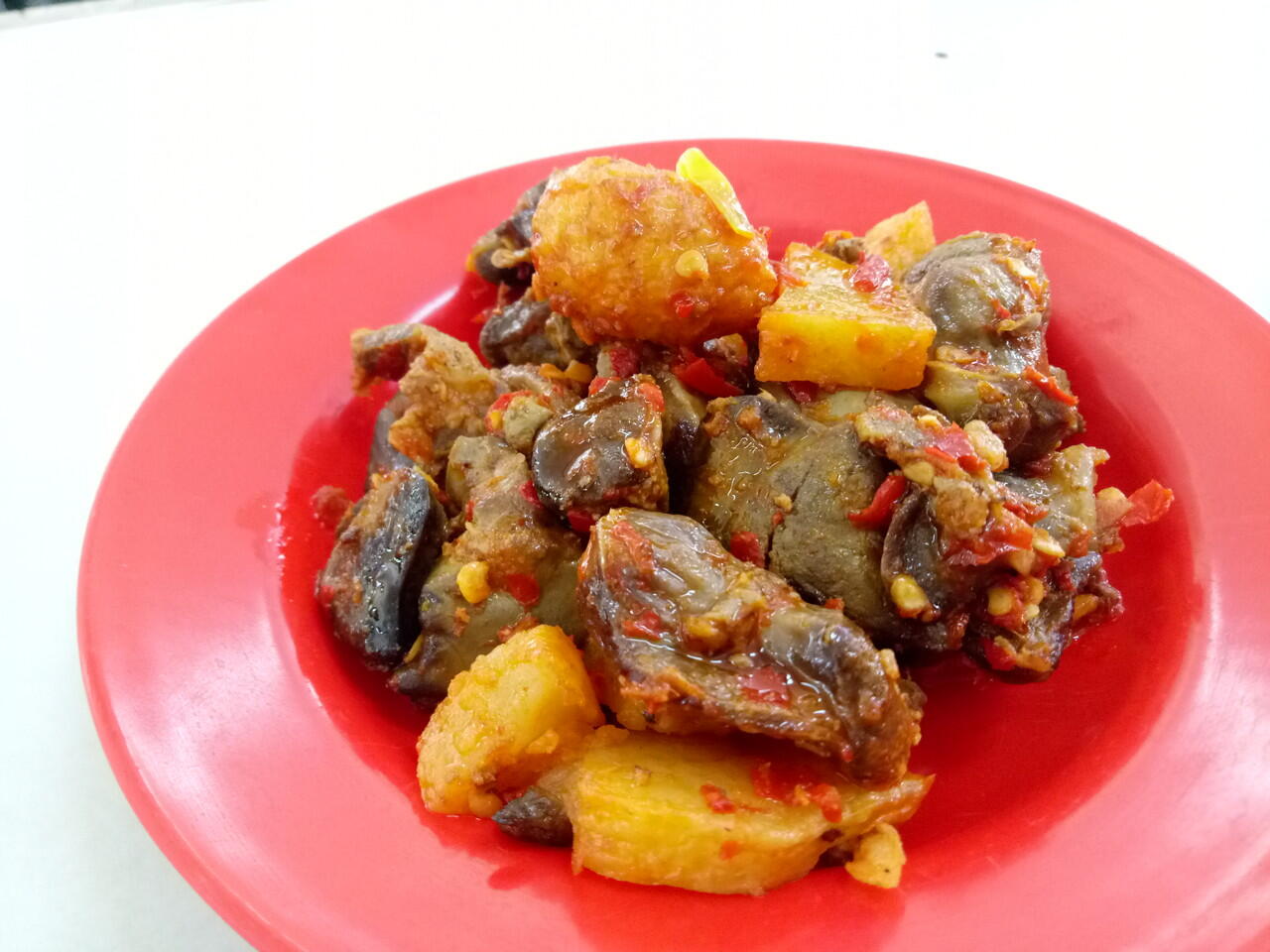 10 Makanan Tradisional Indonesia Ini Terasa Pedas Nikmat