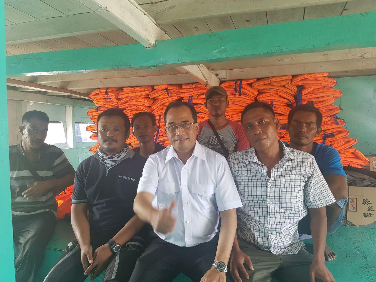 Menhub Tinjau Pelayanan Pembuatan SIM Terpadu Dan Sidak Ke Pelabuhan Muara Angke