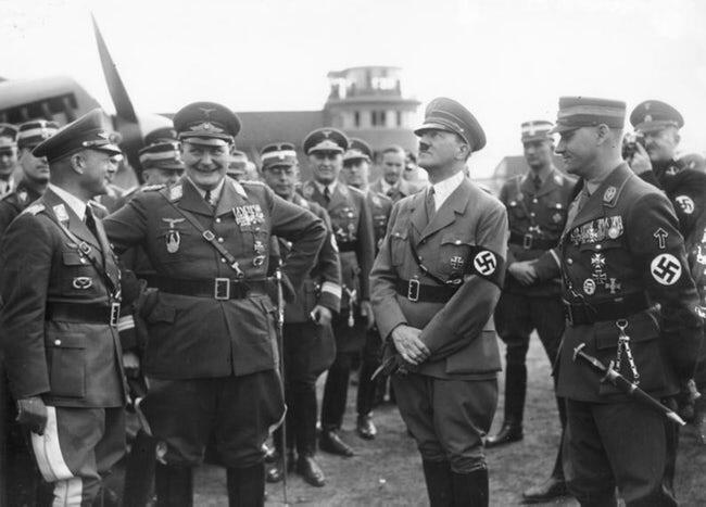 Hitler susah dibunuh, keberuntungan atau takdir?