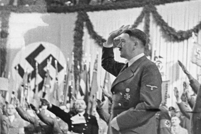 Hitler susah dibunuh, keberuntungan atau takdir?