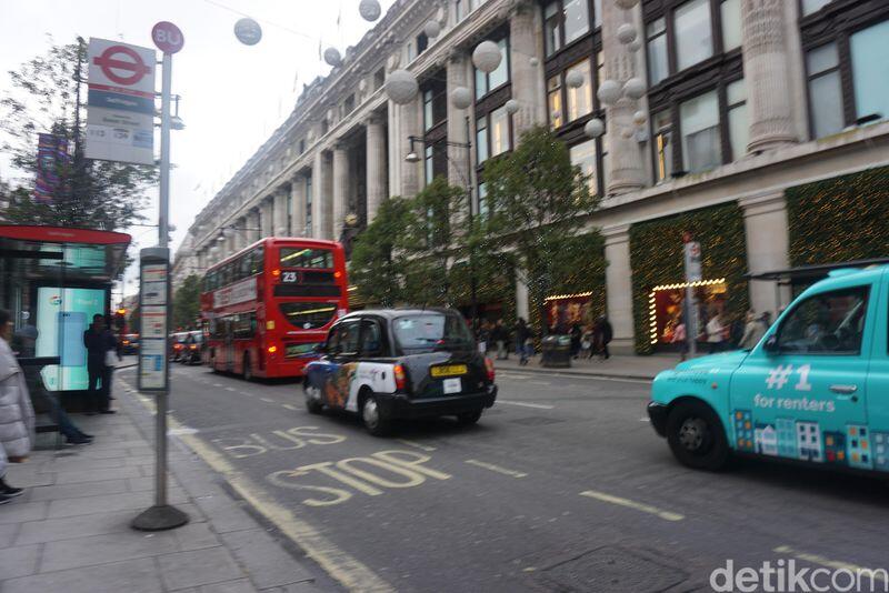 Bangga Deh! Saat Taksi di London Berhias Keindahan Indonesia