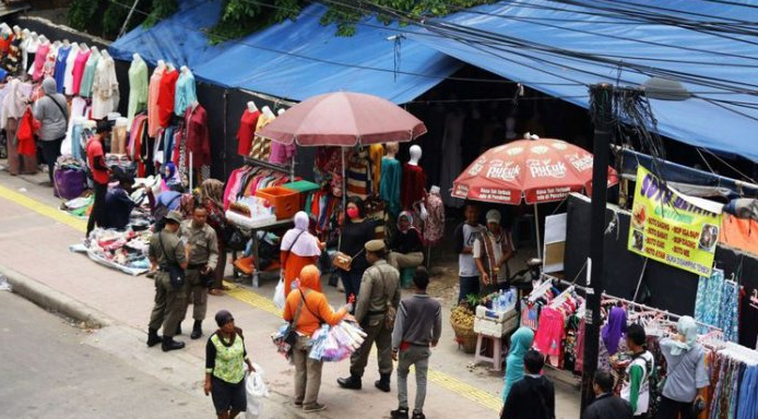 Haji Lulung tegaskan tak ada preman Tanah Abang, yang ada anak lingkungan