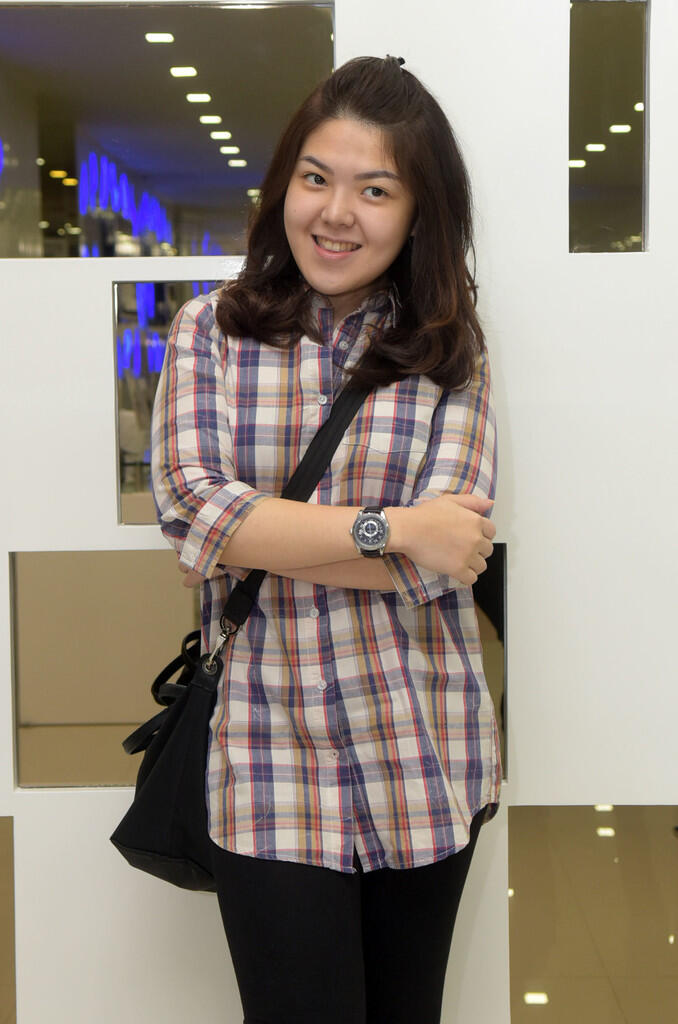 Tina Toon Sulam Alis