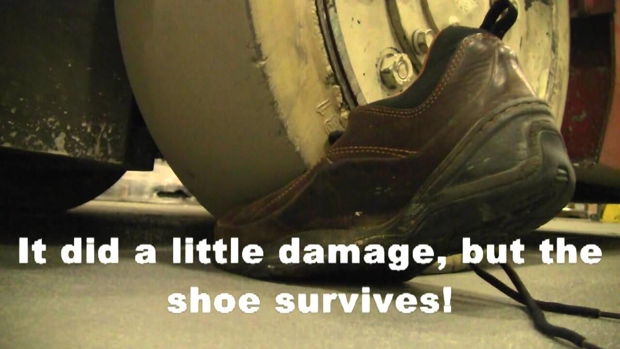 Kecelakaan Berikut Ini Dapat Dihindari Dengan Safety Shoes