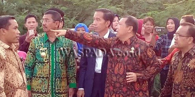 Tiba-Tiba Jokowi Sambangi Lokasi Pasar Aksara Medan