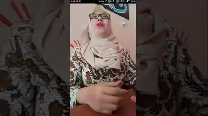 Kelakuan guru jaman Now miriss gan