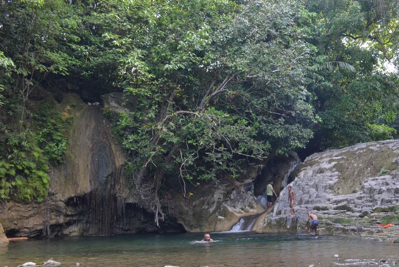 Tiwo Wali di Flores, Air Terjun Raja