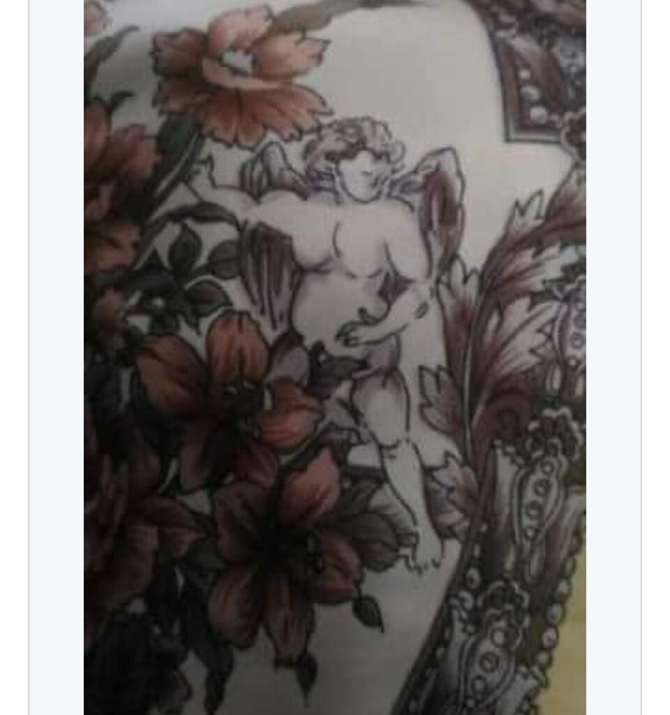 Jilbab ini Lagi Viral di Makassar, Ada Gambar Bugil di Motifnya,