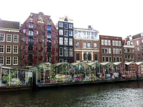 10 Tempat Wisata di Amsterdam Belanda yang Terkenal