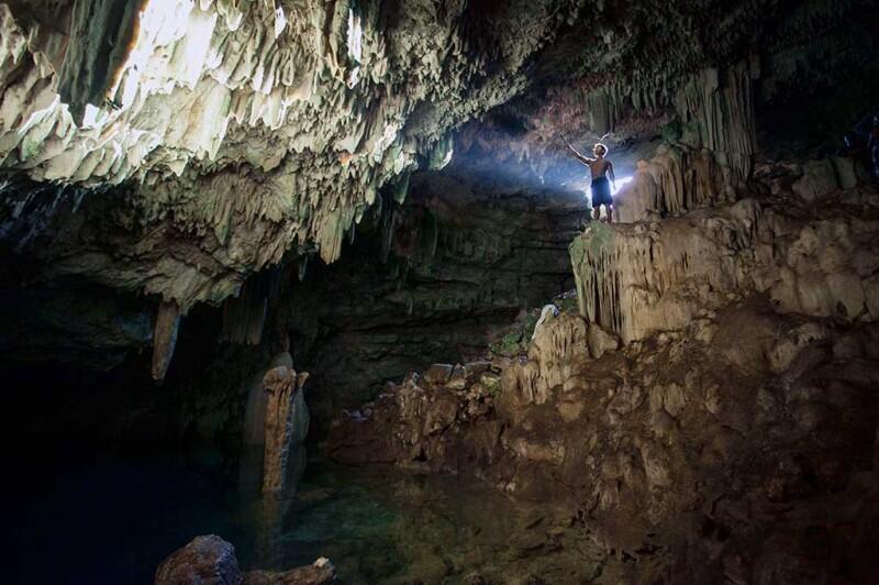 Indahnya gua rangko di manggarai, pulau flores