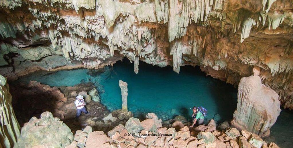 Indahnya gua rangko di manggarai, pulau flores