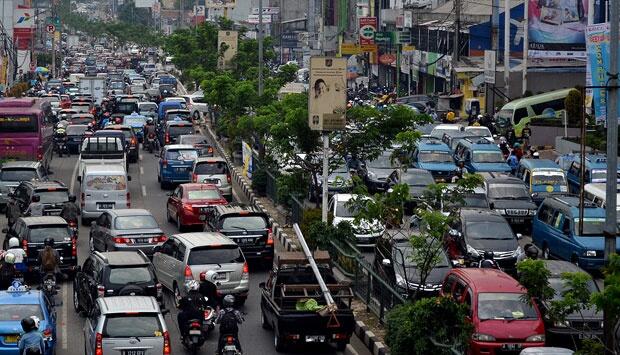 10 kota di indonesia paling padat penduduknya