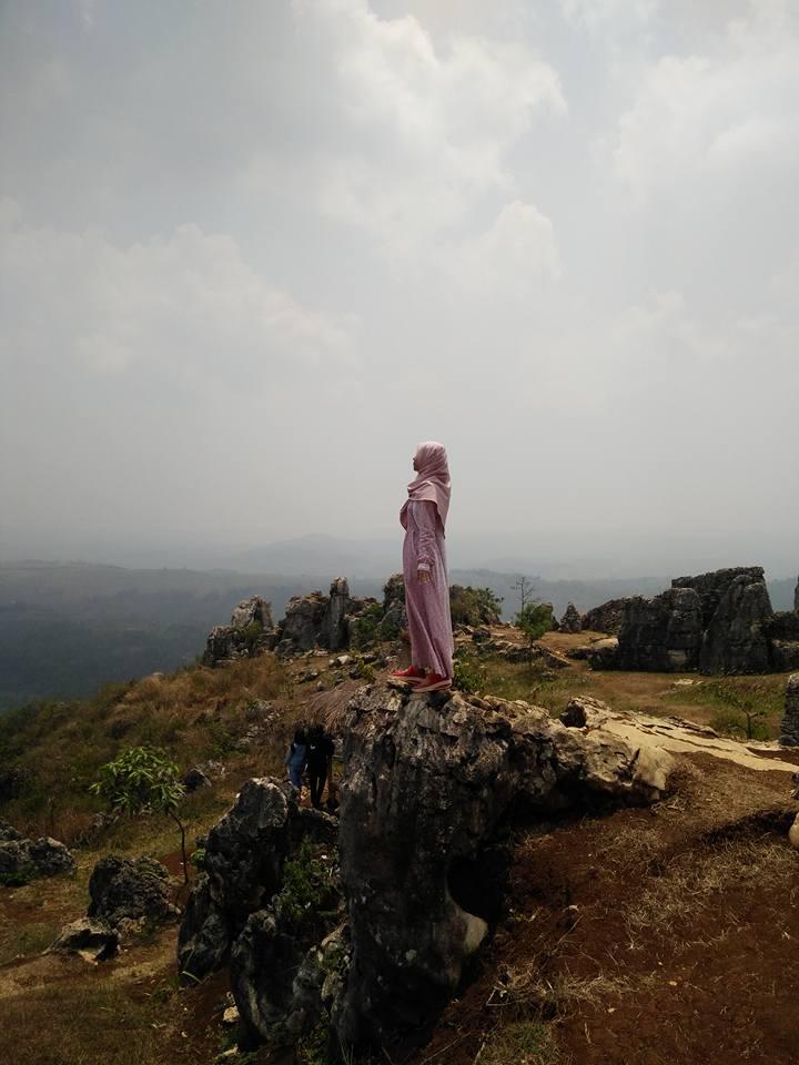 Stone Garden Citatah Wisata Warisan Jaman Purba