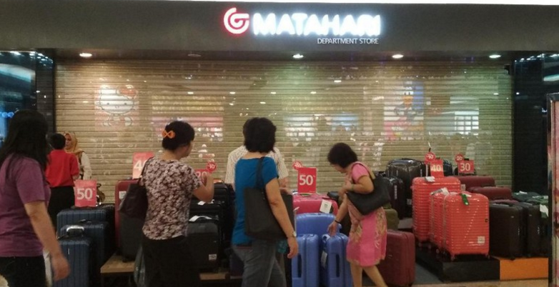 3 Desember Ditutup, Matahari di Mal Taman Anggrek Cuci Gudang