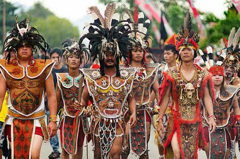 Mengenal Suku Dayak Di Kalimantan Terakurat Com - Riset