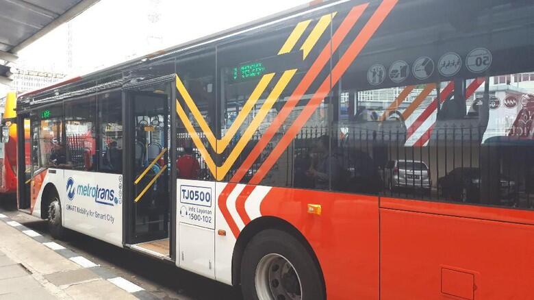 TransJ Lakukan Uji Coba Bus Metrotrans Rute Harmoni-Senayan Gratis