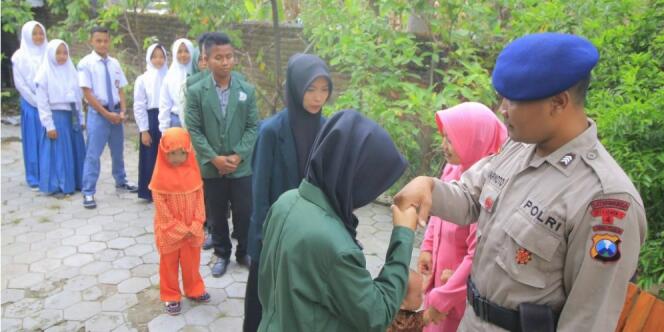 Masya Allah, Polisi Madiun Ini Selama 10 Tahun Besarkan 64 Anak Yatim