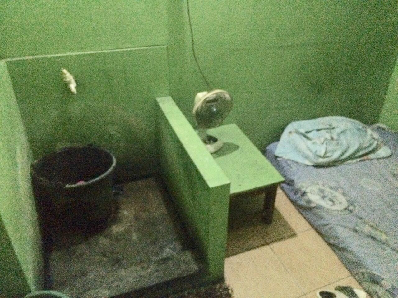 Kehidupan di balik Pasar Kembang