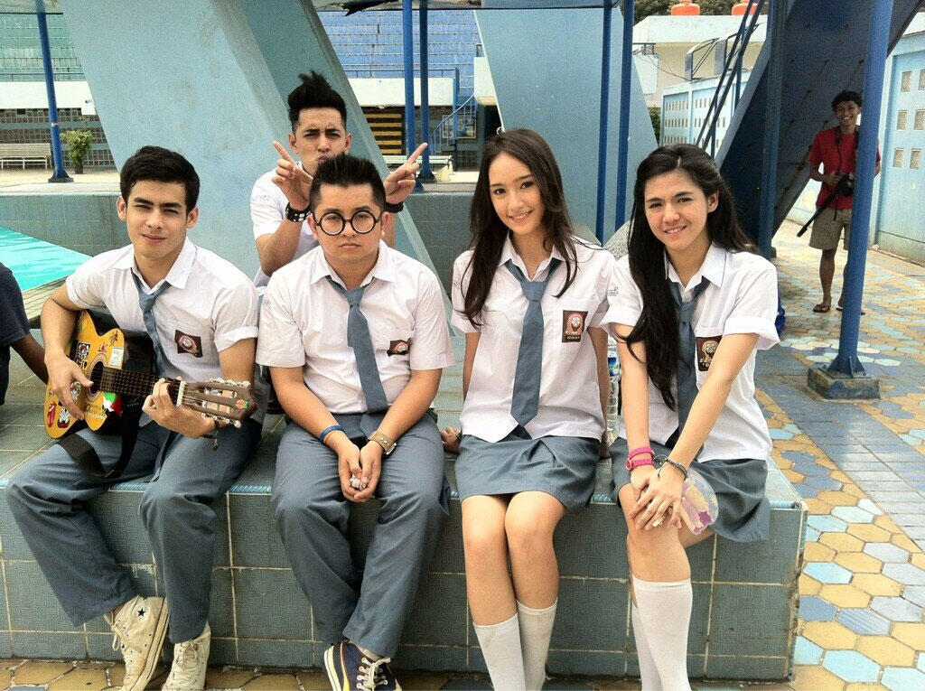 Tujuh Momen “Elu Sih” Tak Terlupakan Di Sekolah Dulu. Manakah yang Berkesan ?